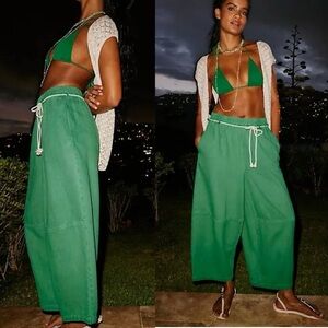 New without tag 
Free People Kayden Cotton Barrel Pants Trousers